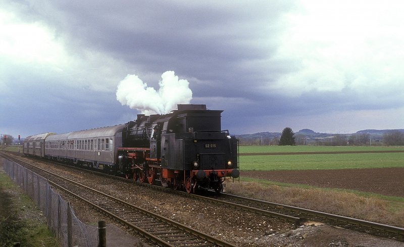 62 015 bei M�hlen 13.04.93 