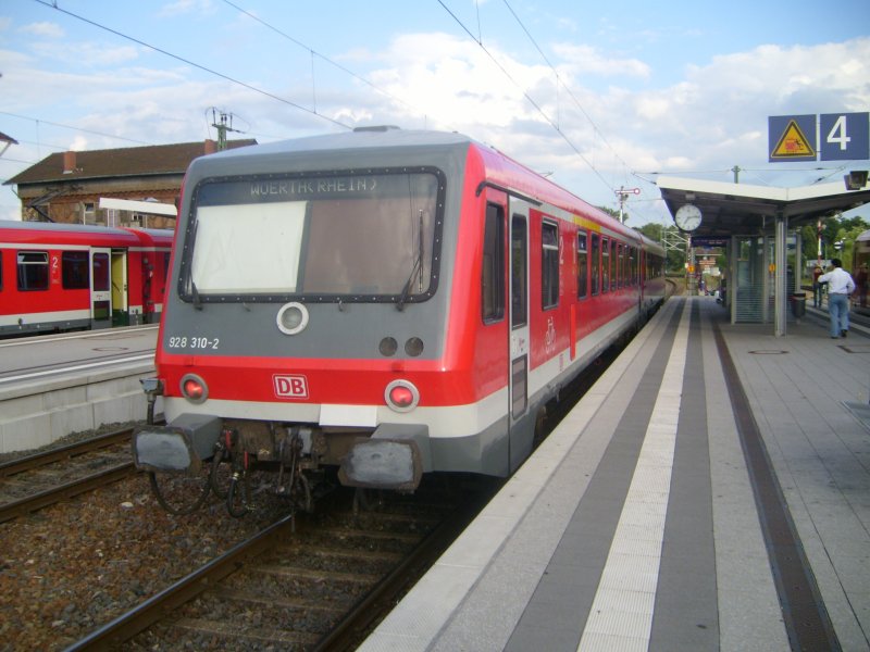 928 310-2 in Germersheim Richtung Woerth (Rhein) 