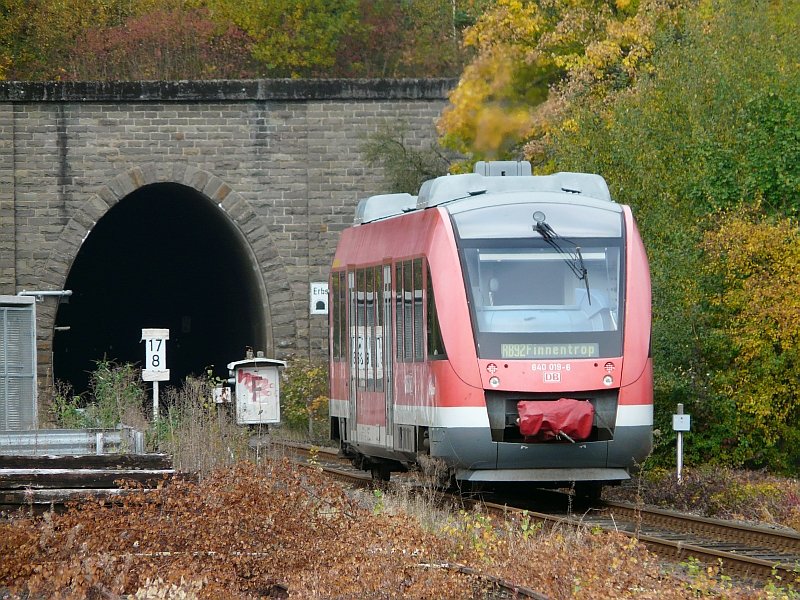 This train set has just left the Seebahnhof Rather. The