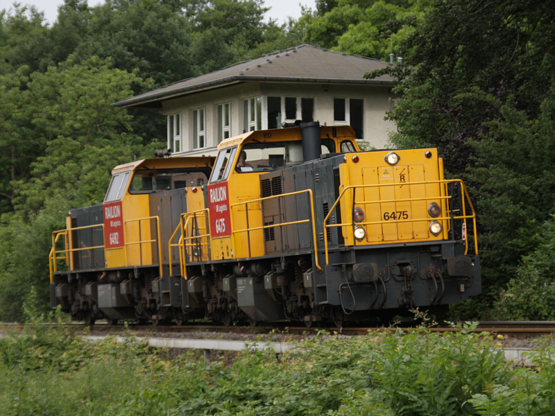 Lok 6475 und 6492 der DB Schenker Rail Nederland N.V.