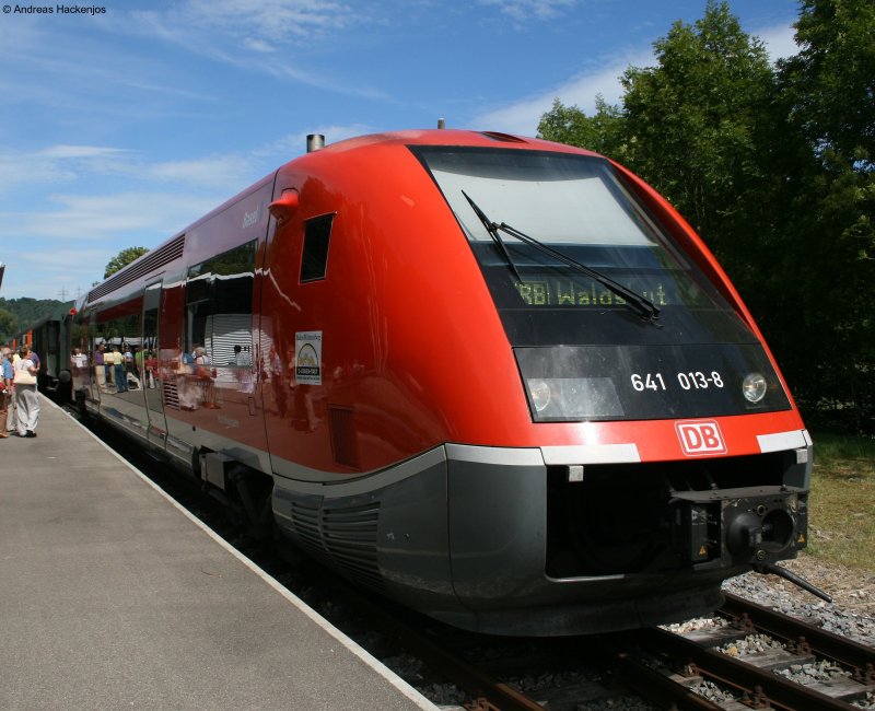 641 013-8 Basel als 	RB 31398 nach Waldshut in Weizen