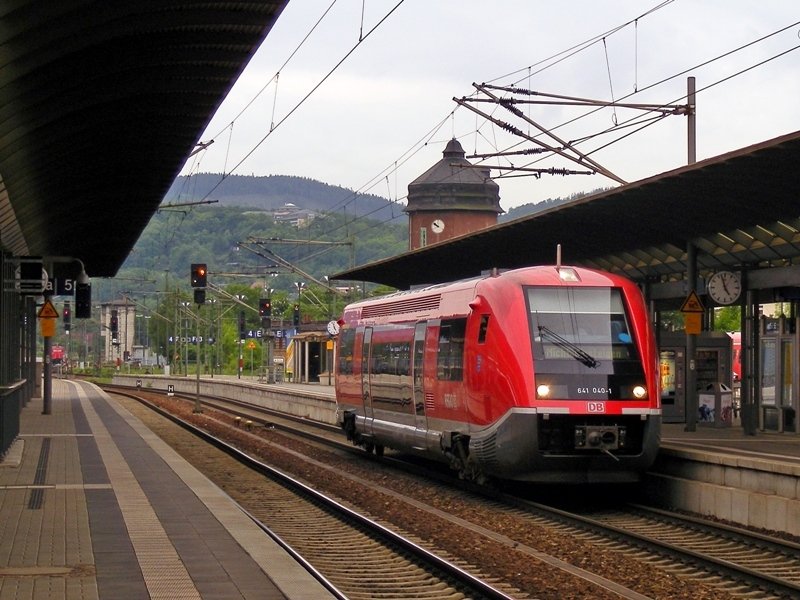 641040-1 stands on 13.05.2009 in Saalfeld. (automatically translated, Powered by