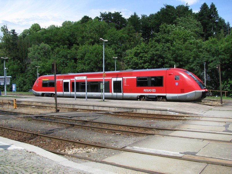 BR 641 022-9 der DB AG im Bahnhof Lobenstein 