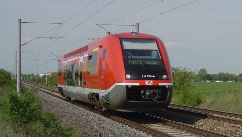 641028-6 goes on 05/13/2005 to refuel after Erfurt, in quick