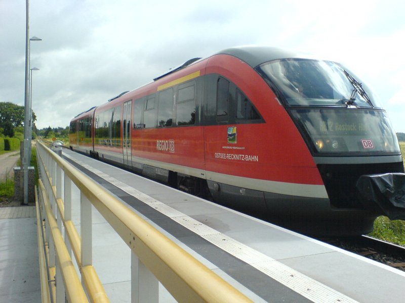 Desiro BR 642 Einfahrt in Graal-M�ritz Haltepunkt Koppelweg. 08.07.2007 