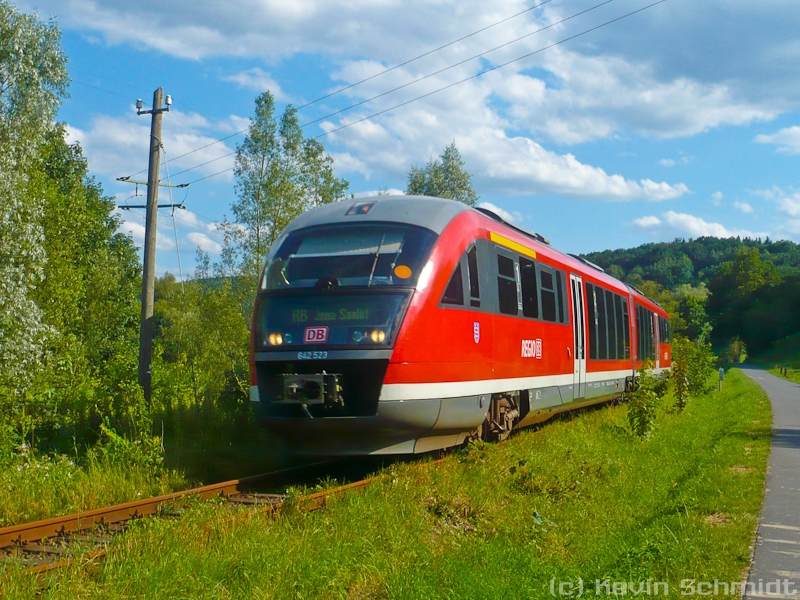 642 523 f�hrt als RB nach Jena Saalbf entlang der