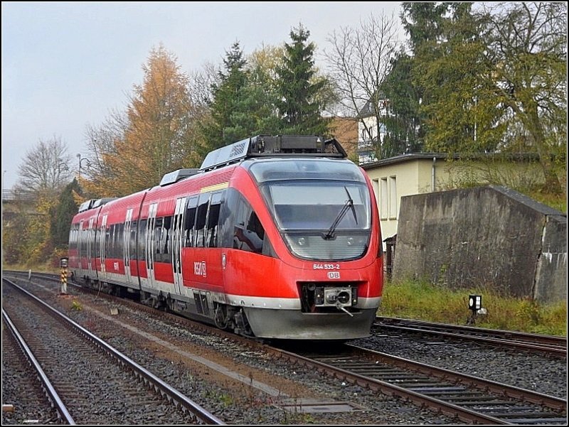 Talent 644 533-2 wartete am Morgen des 08.11.08 auf seine