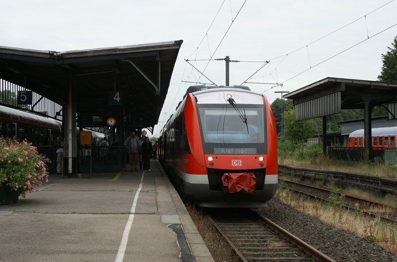 Ein 648er-Doppel hat am 29.06.2008 als RB aus Kiel den