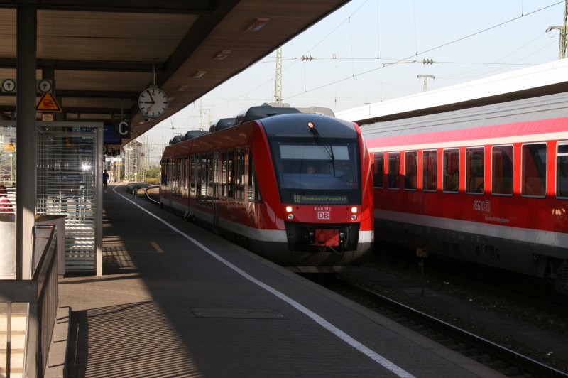 648 312 kurz vor der Abfahrt nach Neuhaus(Pegnitz).N�rnberg(Hbf)am 08.09.09. 