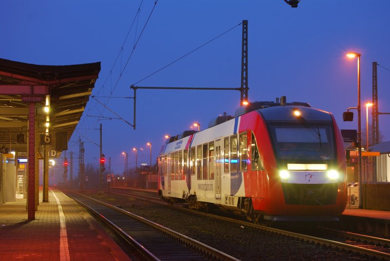Nordbahn in Morgenstimmung in Bad Oldesloe. 9.12.08 