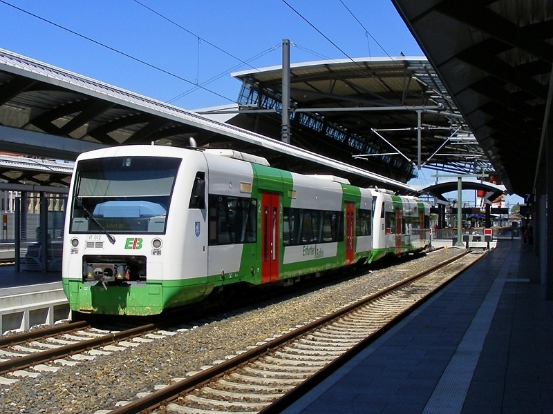 VT 012 und ein weiterer RS 1 der Erfurter Bahn