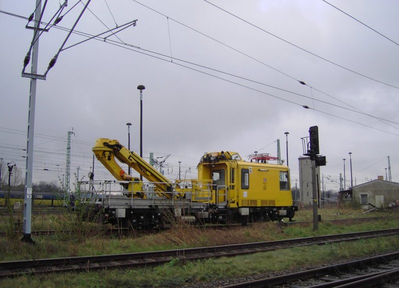 703 101-6 am 15.04.2008 im Bahnhof Guben 