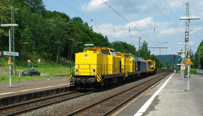 710 964-8 und 710 968 der DGT mit einem kleinen