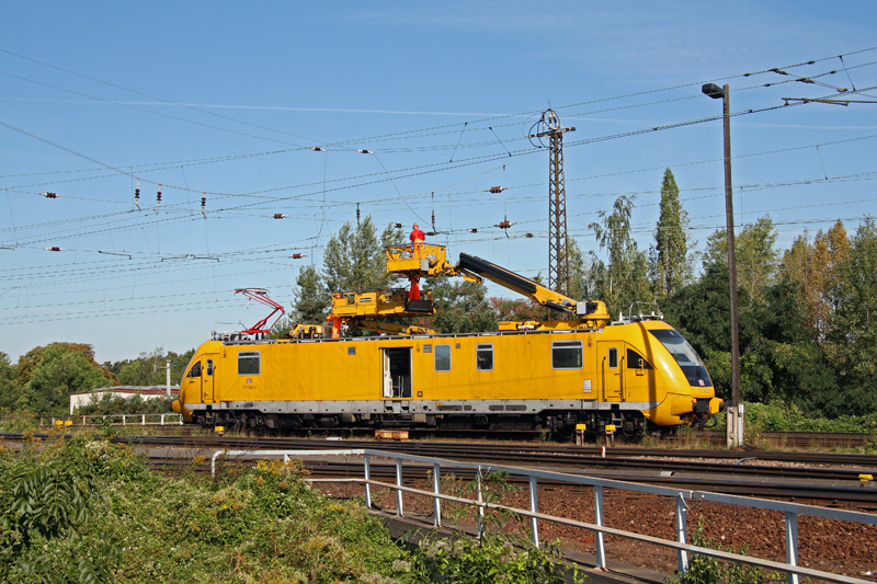 711 103-2 ist am 31.08.2009 im Einsatz bei der Wartung