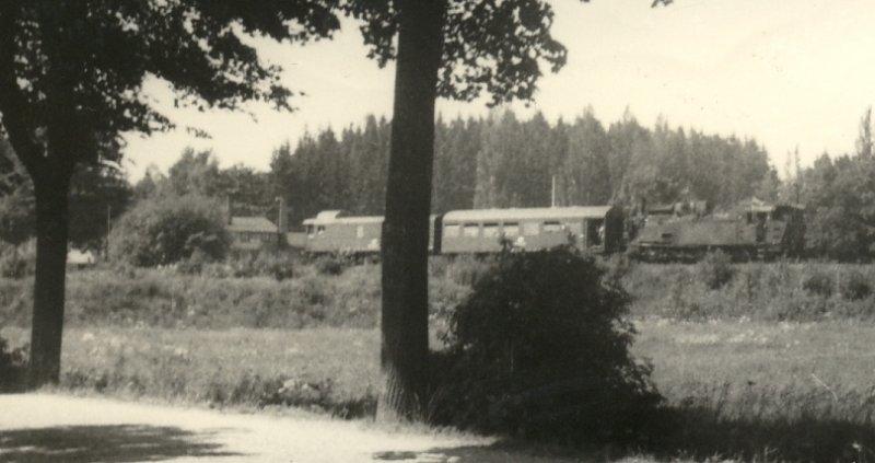 Da war die Nebenbahnwelt noch in Ordnung.Eine BR 75 im