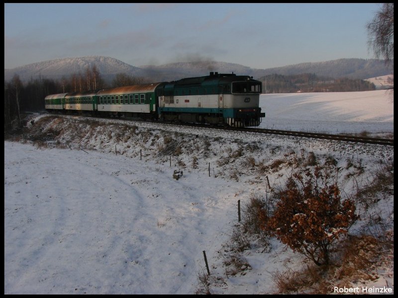 R 1161 mit 750 118-2 bei Rynoltice am 03.01.2009 