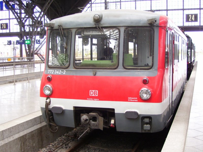 DB 772 342-2 auf dem Museumsgleis in Leipzig Hbf; 27.08.2007