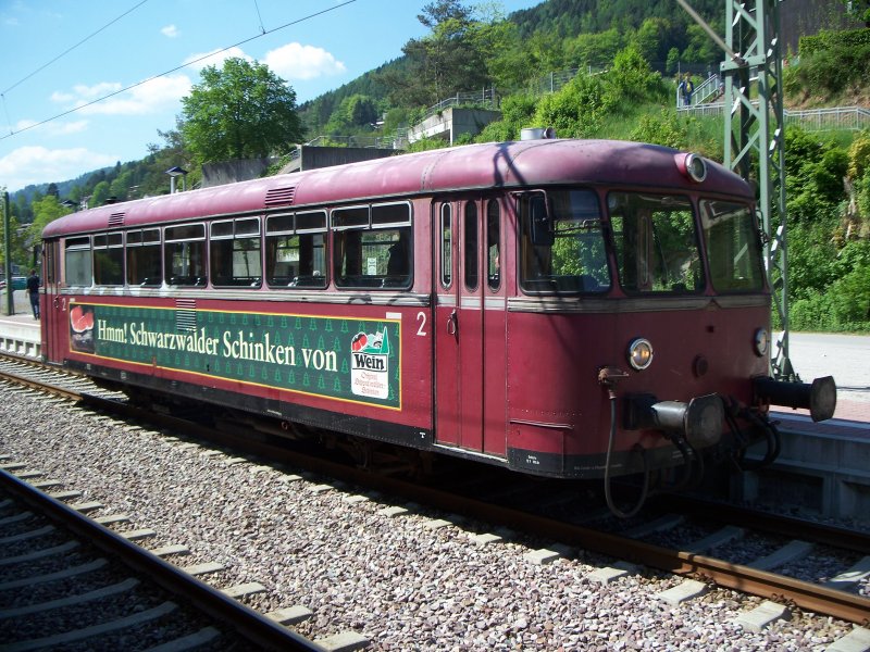 Uerdinger Schienenbus der SVG in Bad Wildbad.
 