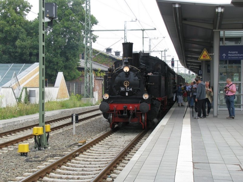 Dampflok BR 91 134 -DR- mit dem Sonderzug der MEF