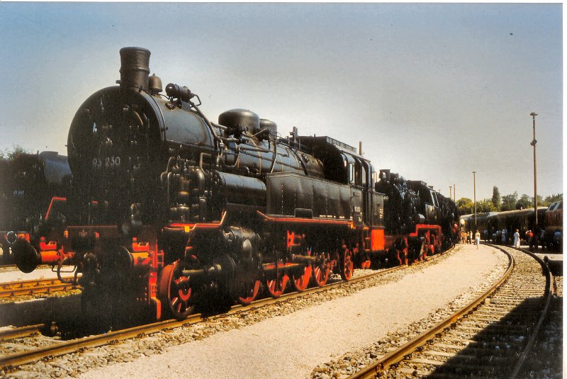 93 230 bei Fahrzeugausstellung um 1985 in Erfurt-West
# Bild wegen