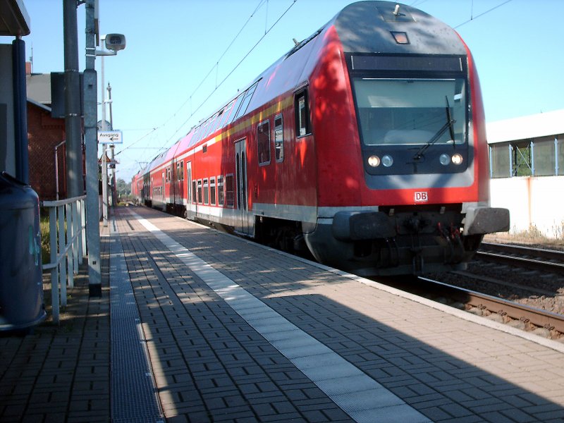 RegionalBahn Steuerwagen - Ziel: Lutherstadt Wittenberg - Einfahrt in Burgkemnitz.
