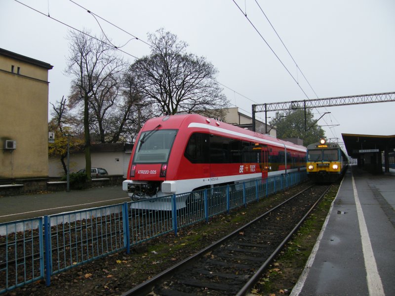 ATR220 005 in Bydgoszcz Glowna.
Hier befindet sich das PESA werk.
