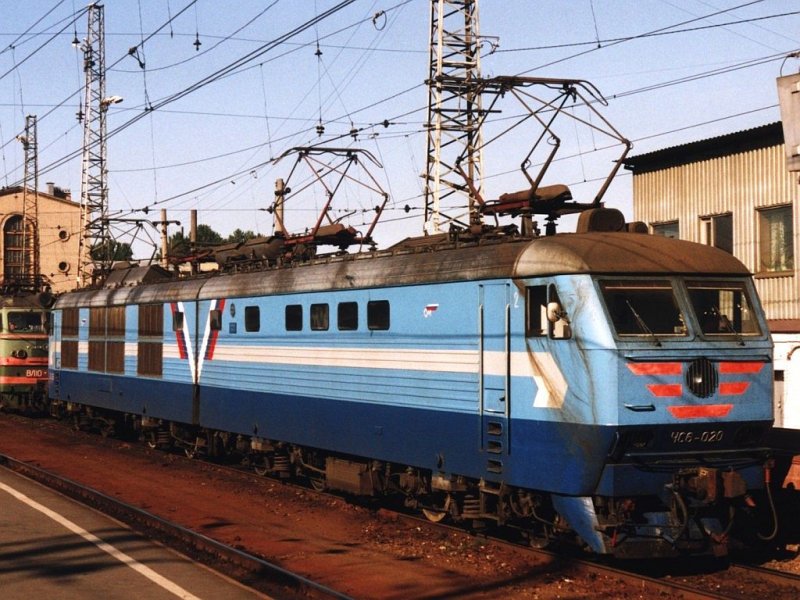 ChS6-020 (ЧC6-020) auf Bahnhof St Petersburg-Moskovski (Санкт-Петербург-Московский) am 05-09-2004. Bild und scan: Date Jan de Vries.