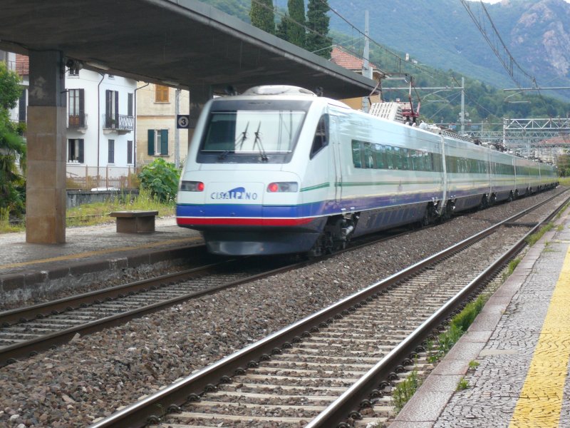 Cisalpino CIS 46 nach Basel SBB f�hrt am 9.8.2007 aus