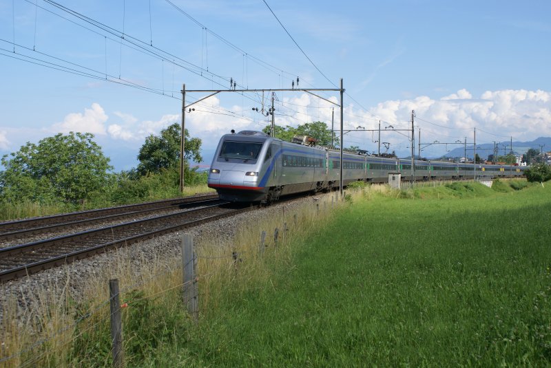 ETR 470 008 is located on the 25/06/2009 in Horgen