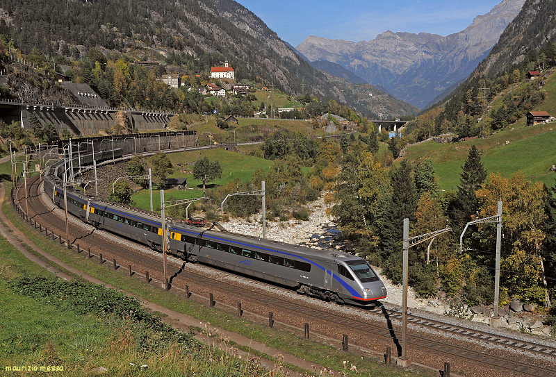ETR470 2 running as CIS19 (Z�rich HB - Milano C.le)