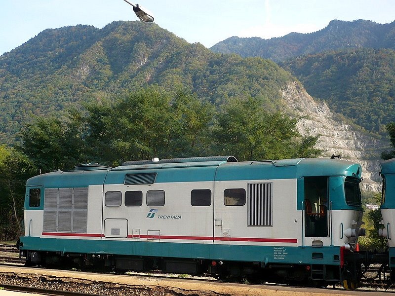 D 345 (Nummernschild fehlt auf dieser Seite) zwischen Bassano del
