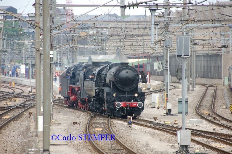 Dampflok 5519 mit 01 118 bei der Ausfahrt Hbf Luxemburg-Sud in Richtung BW-Luxemburg.