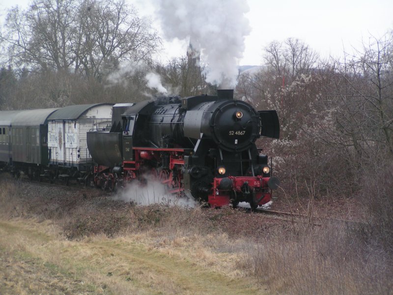 DB52 4867 Scheindurchfahrt