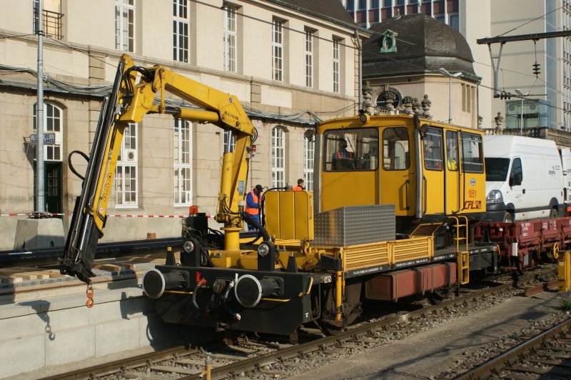 CFL Bautraktor 1051 in the eternal construction site of the