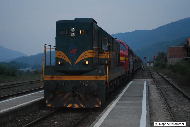 A 661 of the Serbian State Railways runs a special