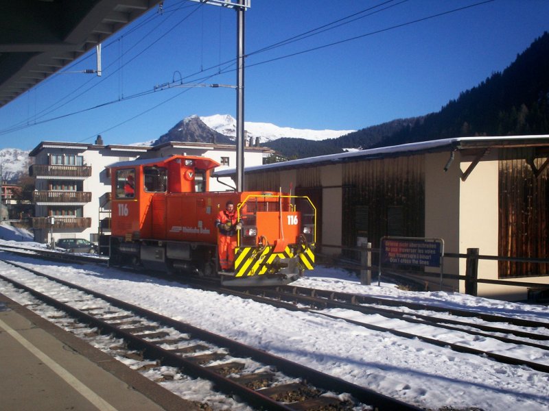 Tm 2 / 2 for shunting in Davos Platz. 12/25/06