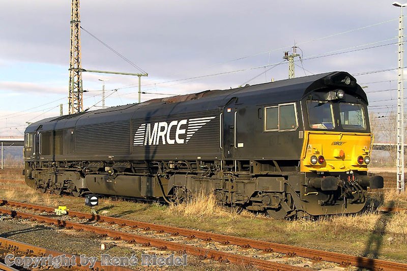 Diese Class 66 wurde am 26.2.2007 in Pirna abgestellt. Es ist die ERSR 6616 von MRCE.