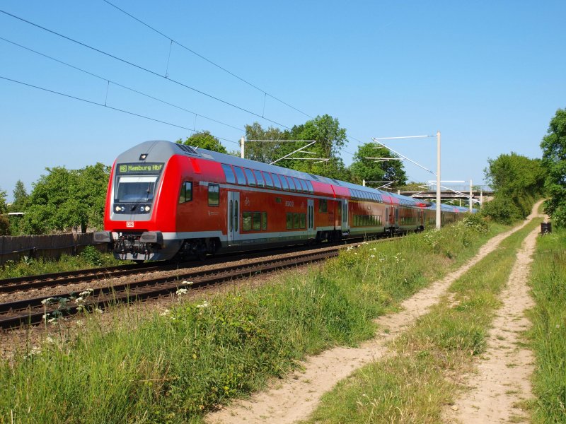 RE 21 425 from Lübeck Hbf happened on 5/25/09, the