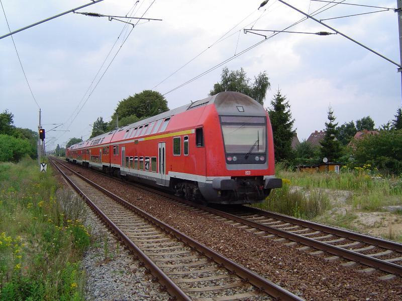 Steuerwagen der Gattung DABbuzfa 778 am Ende des RE 38350