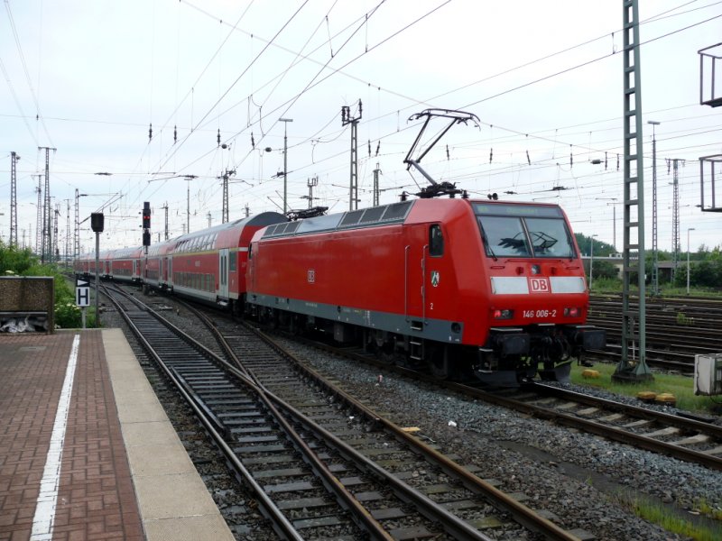 146 006-2 bei der Ausfahrt aus dem Dortmunder Hauptbahnhof am