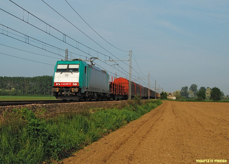 DB Schenker Italia E483 007SF (TRAXX F140 DC) hauling a