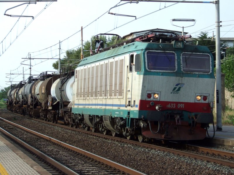 E 633 091 passes in the evening of 22/05/2009 the
