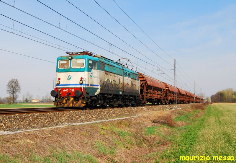 FS E 645 352 (ex E 646 052) - Arena