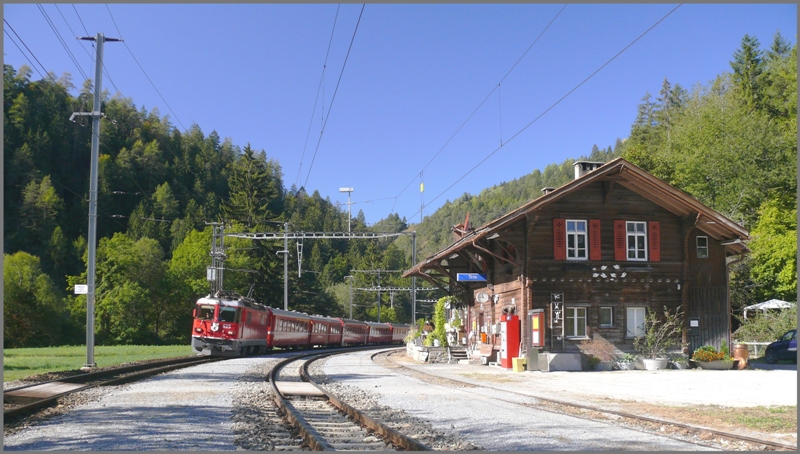 RE1244 from Disentis with Ge 4 / 4 II 625