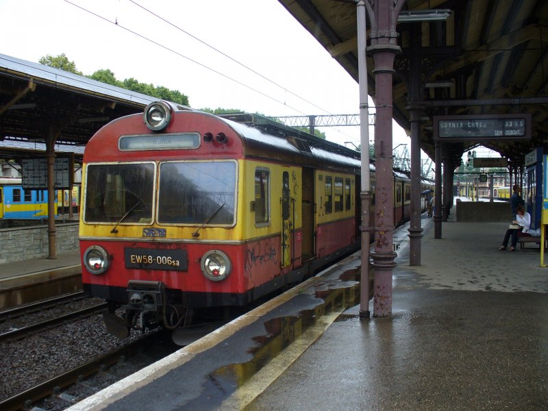 So �hnlch sehen die polnischen S-Bahnen aus. Ein gewissen Unterschied
