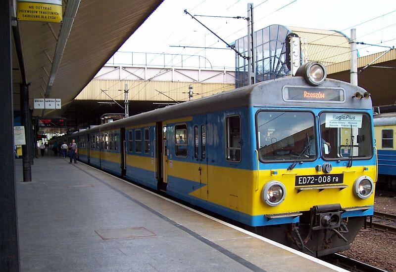 ED72-008 on 06/27/2005 Glowny in Krakow (Cracow) (automatically translated, Powered