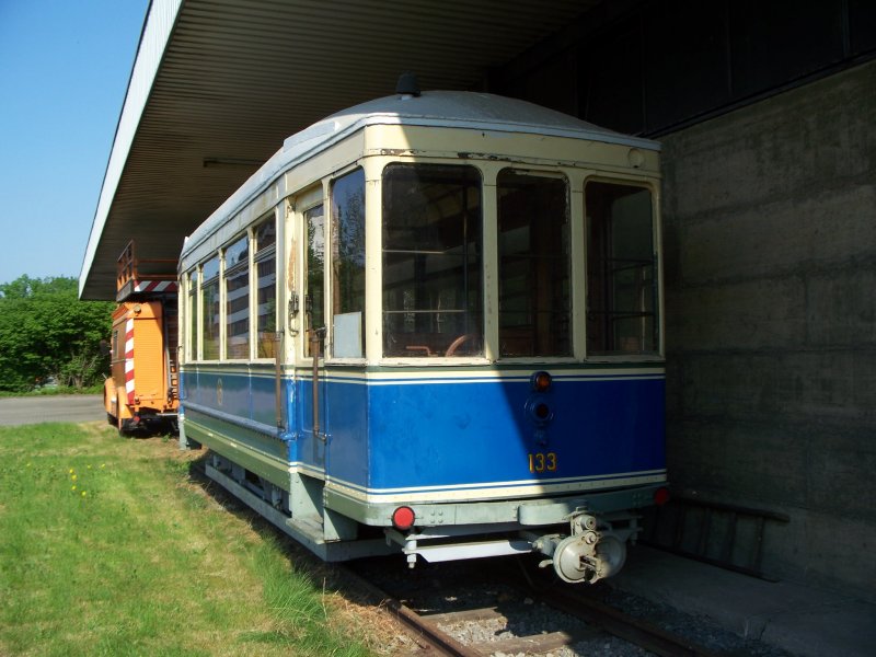 Beiwagen Nr. 133 der Pforzheimer Kleinbahn am 27.04.2007. 