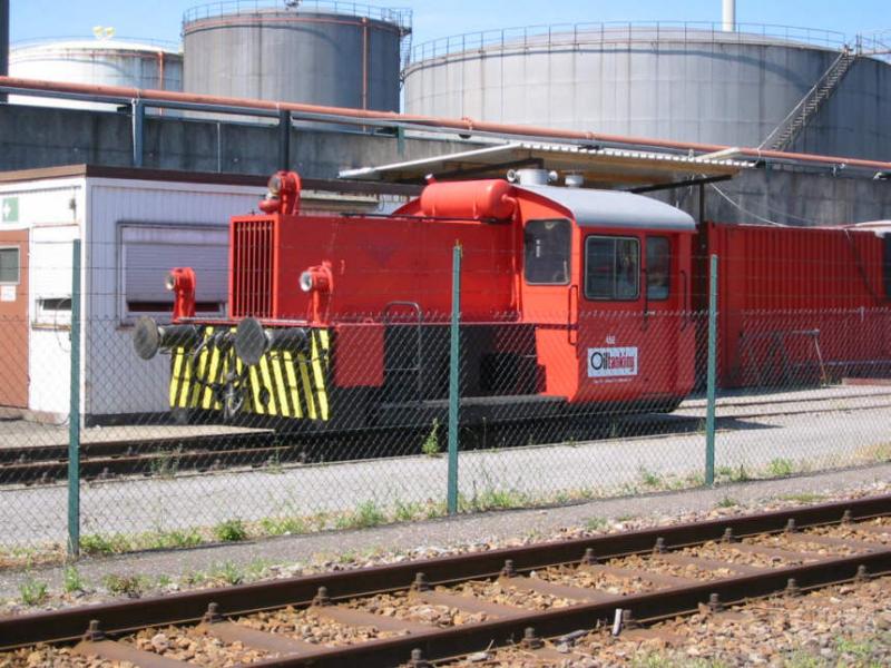 Ehemalige DB-Kf am 22.06.2003 im Tanklager der Firma Oiltanking im Karlsruher Rheinhafen