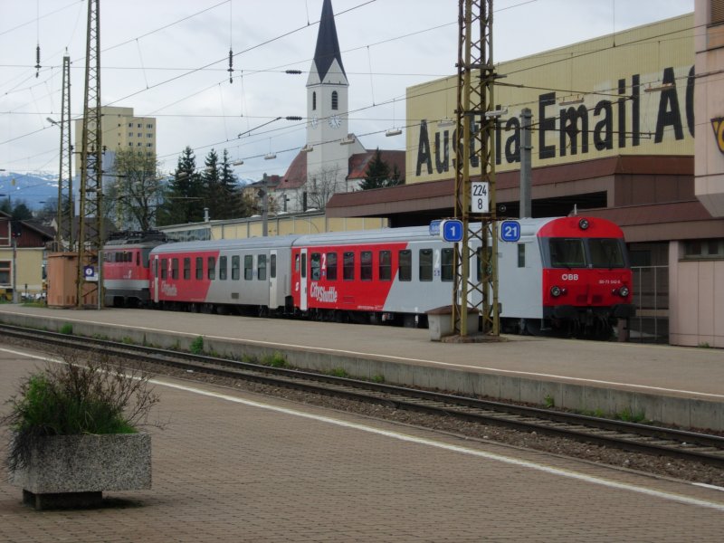 Ein City-Shuttle Wendezug mit 2 Einheiten und einer 1042 steht in Knittelfeld bereit als Regionalzug nach Zeltweg- Judenburg. Am 23.04.08