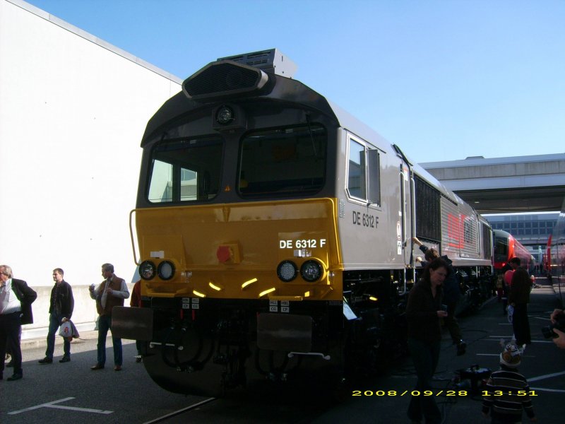 Eine Class 66 der Crossrail auf der Innotrans am 28.09.08.